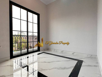 RUMAH 2 LANTAI 3KT DI JAGAKARSA SISA 2 UNIT 900 JUTA-AN DEKAT ST. LENTENG AGUNG JAKARTA SELATAN