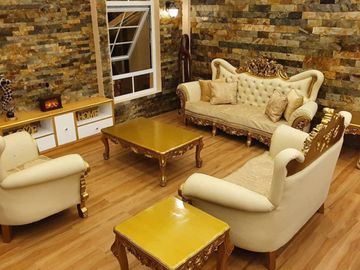 Mansion House and A Farm Lot in Tagaytay City