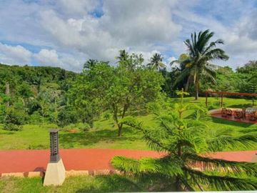 Mansion House and A Farm Lot in Tagaytay City