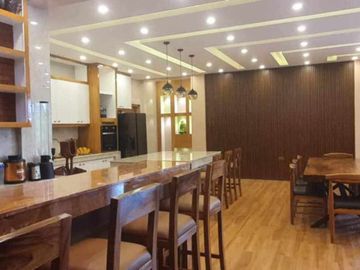 Mansion House and A Farm Lot in Tagaytay City