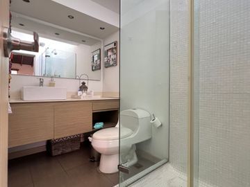 VENDO CASA EN UNIDAD CERRADA EN CASTROPOL- MEDELLIN-EL POBLADO