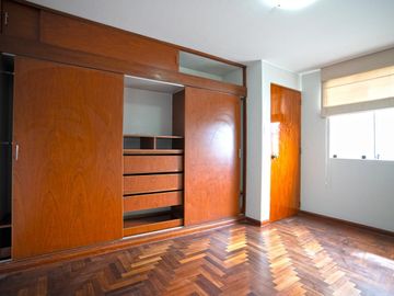 Alquiler Departamento Surco por Tinoco