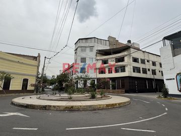 Se Vende Edificio De 9 Pisos Para Almacen En Cercado De Lima - Gran Ocasion Para Importadores