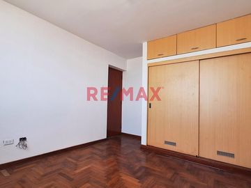 ¡Amplio Dúplex Cerca A La Av. La Marina Y Av. Faucett!