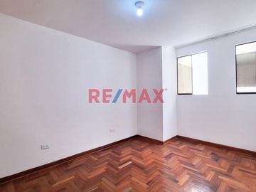¡Amplio Dúplex Cerca A La Av. La Marina Y Av. Faucett!