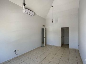 Casa en Residencial Senderos