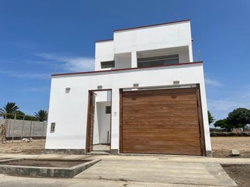 VENTA CASA DE ESTRENO KM 62 PAN. SUR CHILCA (2 PISOS + AZOTEA)