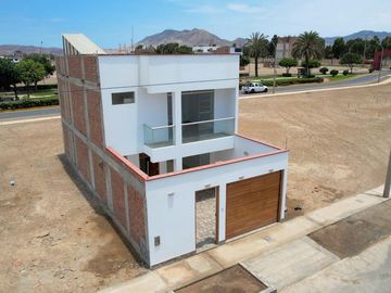 VENTA CASA DE ESTRENO KM 62 PAN. SUR CHILCA (2 PISOS + AZOTEA)