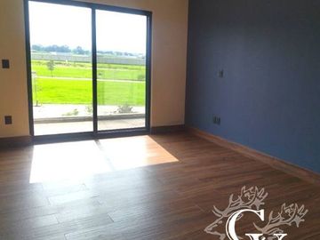 CASA EN VENTA EN CONDADO DEL VALLE, METEPEC