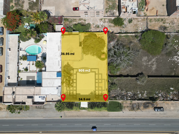 Local Comercial de 905 m2 - Carretera Pimentel