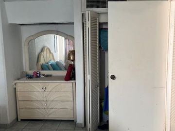 Acapulco Departamento De Playa De Oportunidad En Venta En Condominio La Palapa
