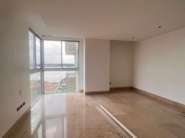 Departamento en venta con vista al Ríos, Guayaquil Tennis Club - Samborondón