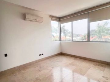 Departamento en venta con vista al Ríos, Guayaquil Tennis Club - Samborondón