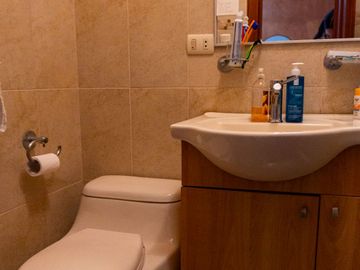 Casa en venta de una planta, Urb. Fontana - Samborondón Km 2.5