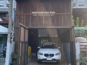 This fully furnished two bedroom, three bathroom town house has a usable area total 240 sq.m.(2,583Sq. ft.) Located in a vibrant area of chiang mai  w
