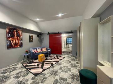 This fully furnished two bedroom, three bathroom town house has a usable area total 240 sq.m.(2,583Sq. ft.) Located in a vibrant area of chiang mai  w