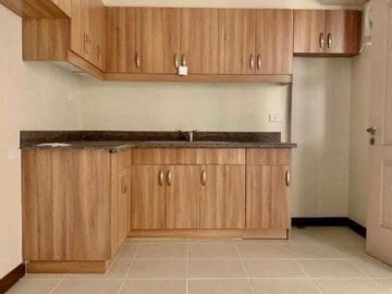 5%DP payable in 12 month Condo in laspinas alea residences near  ST. DOMINIC ACADEMY COLLEGE ,ST.JOSEPH'S ACADEM