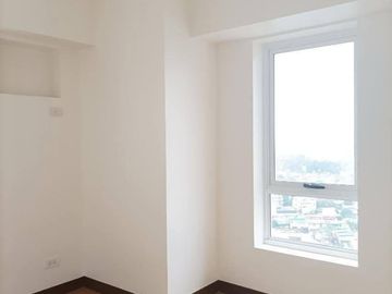 RFO 3 BEDROOM CONDO IN LASPINAS ALEA RESIDENCES NEAR   ST. DOMINIC ACADEMY COLLEGE ,ST.JOSEPH'S ACADEMY