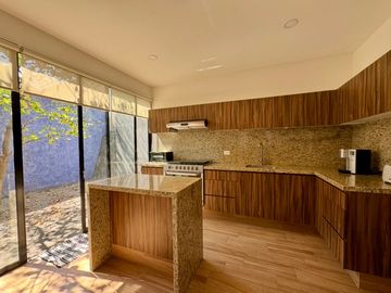 Moderna Casa en Venta Fraccionamiento Bambú Atlixco, Puebla