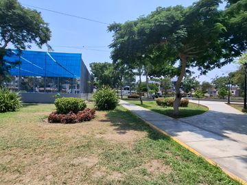 VENDO BELLO DPTO. 3DORM. URB. SANTA LEONOR - CHORRILLOS.