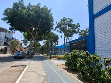 VENDO BELLO DPTO. 3DORM. URB. SANTA LEONOR - CHORRILLOS.