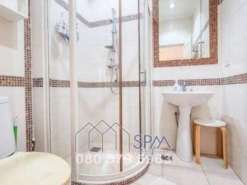Pool Villa for sale at Hana Village Paknampranburi, 1.8 km from Khaokalok Beach, price 8.9 Million