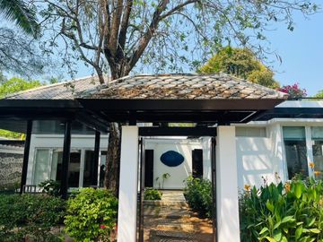 LUXURY BEACHFRONT MODERN TROPICAL VILLA – RAYONG | JUST 30 METERS TO THE BEACH.