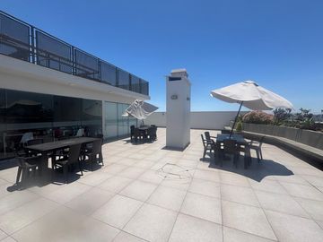 Alquilo oficina 155 m2, 3 coch paralelas, Miraflores