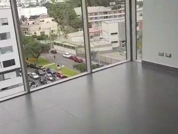 Alquilo oficina 155 m2, 3 coch paralelas, Miraflores
