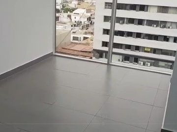 Alquilo oficina 155 m2, 3 coch paralelas, Miraflores
