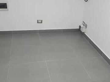 Alquilo oficina 155 m2, 3 coch paralelas, Miraflores