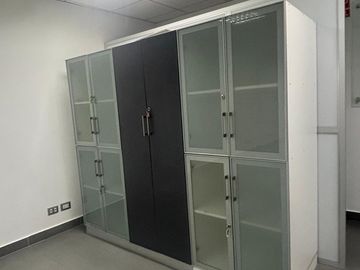 Alquilo oficina 155 m2, 3 coch paralelas, Miraflores