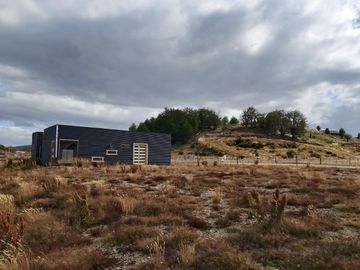 EN VENTA PARCELA CON CASA EN PUNTA ARENAS, SECTOR LEÑADURA