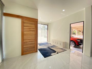 Brand new 3 bed house for sale in Doi Saket, Chiang Mai