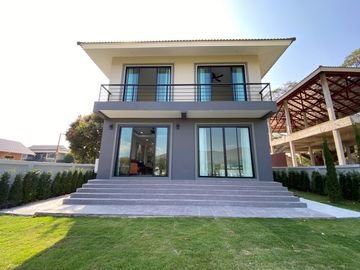 Brand new 3 bed house for sale in Doi Saket, Chiang Mai