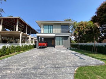 Brand new 3 bed house for sale in Doi Saket, Chiang Mai