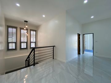 Brand new 3 bed house for sale in Doi Saket, Chiang Mai