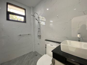 Brand new 3 bed house for sale in Doi Saket, Chiang Mai
