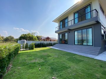 Brand new 3 bed house for sale in Doi Saket, Chiang Mai
