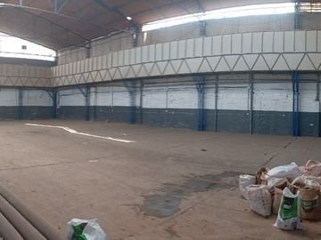 VENTA DE TERRENO 2458 M2, FRENTE 35 M, ZONIFICACION VIVIENDA TALLER, RDM 12 PISOS
