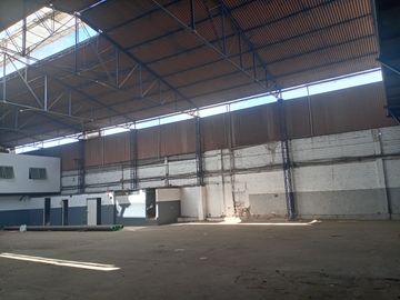 VENTA DE TERRENO 2458 M2, FRENTE 35 M, ZONIFICACION VIVIENDA TALLER, RDM 12 PISOS