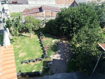 venta de casa en sector arupos , valle de los chillos