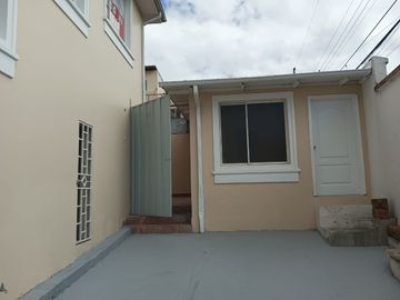 En Venta Hermosa Casa En Conjunto De 6 casas, Conocoto