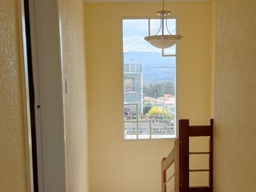 En Venta Hermosa Casa En Conjunto De 6 casas, Conocoto