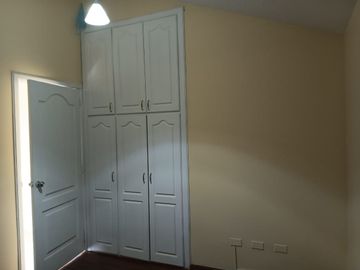 En Venta Hermosa Casa En Conjunto De 6 casas, Conocoto