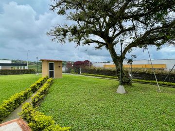 Rento extraordinaria casa campestre via Armenia- Pereira