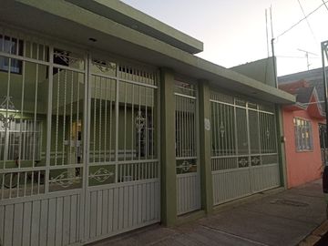 Casa en vente en la 24 de abril