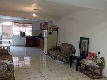 Casa en vente en la 24 de abril