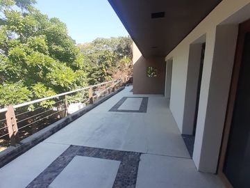 TEQUESQUITENGO ESPECTACULAR RESIDENCIA A ORILLA DEL LAGO 8 RECAMARAS