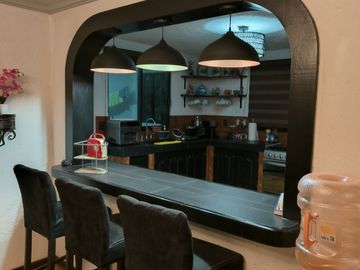 Casa en RENTA a 2 cuadras del centro de Tepotzotlán Edo. México! 4H, 3.5B, 4E!!!